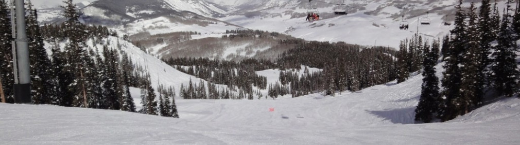 Wenn die Kinder schon Übung auf Skiern haben, empfiehlt sich das Gebiet um den Paradise Express Lift mit zahlreichen mittelschweren (in USA blau markierten) Abfahrten.