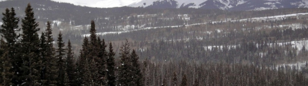 Die Berge im San Juan National Forest bilden eine gelungene Kulisse für das Wintersporterlebnis im Durango Mountain Resort.