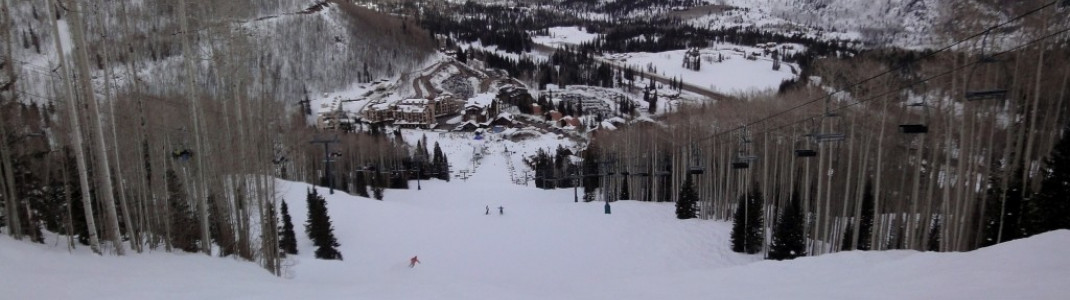Blick auf den kleinen Skiort Purgatory Village!