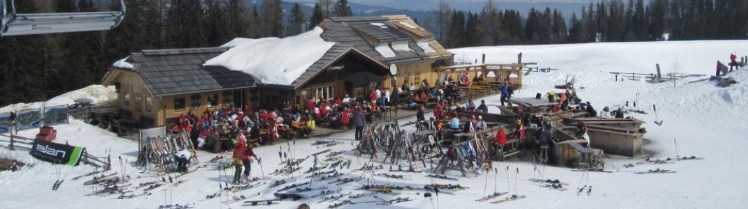 Neugarten Almseehütte (1620m) am Ende der Pisten Nr. 5, 7 und 21
