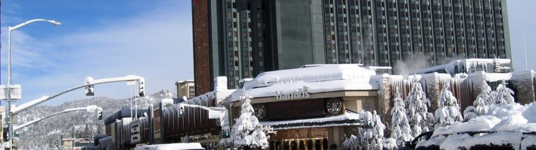Ein Teil von South Lake Tahoe liegt im Staat Nevada. Hier dominieren Casinos das Nachtleben.