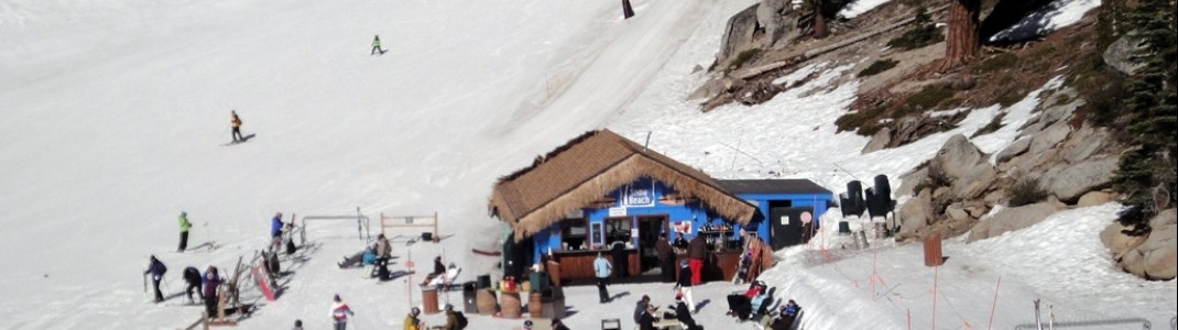Snow Beach Bar an der Talstation des Powderbowl Express Lifts!