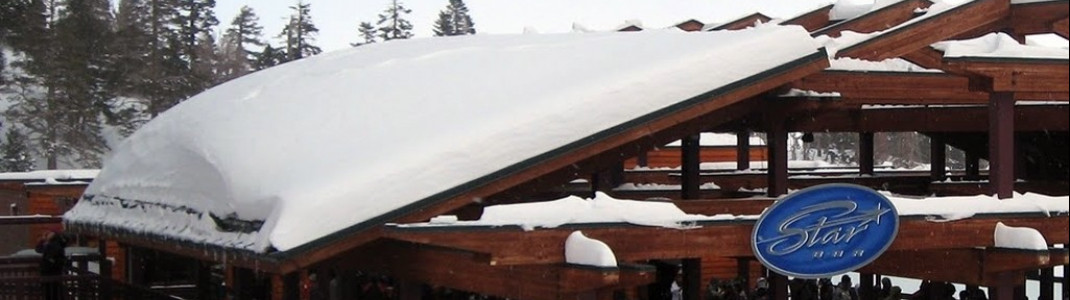 Die East Peak Lodge an der Talstation des Comet Express Lifts!