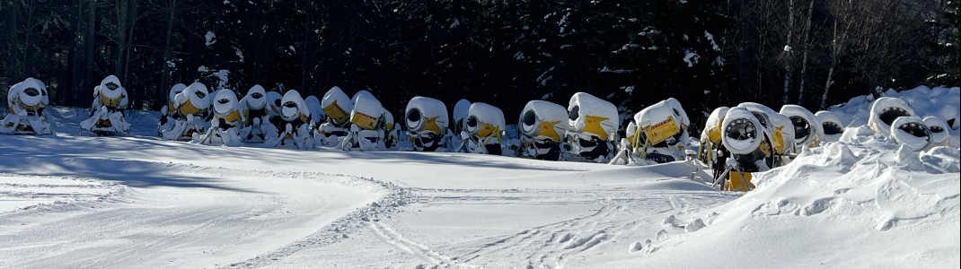 Bei Bedarf stehen mehr als 100 Schneekanonen bereit.