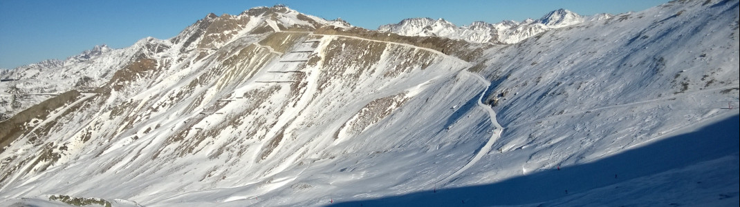 Bei besserer Schneelage ein wahres Freeride Eldorado: Blick vom Palinkopf (2864m) auf die Greitspitze (2872m)