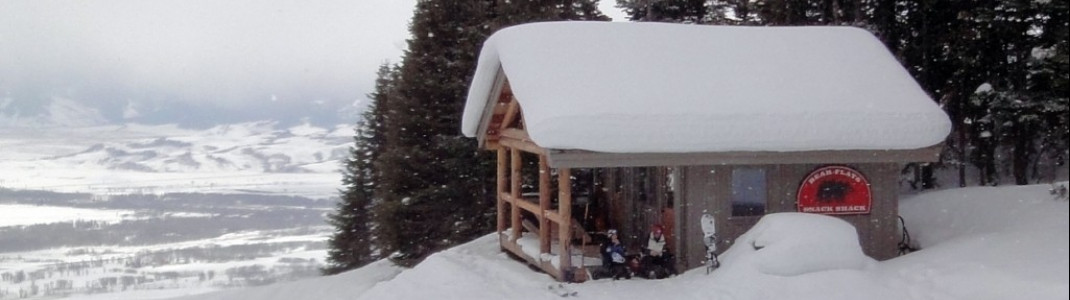 Für den schnellen Imbiss zwischendurch: Bear Flats Snack Shack unterhalb der Talstation des Sublette Sessellifts!