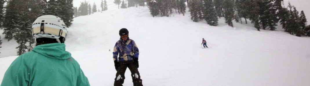 Die Tiefschneehänge abseits der präparierten Pisten von Jackson Hole begeistern Snowboarder und Skifahrer gleichermaßen.