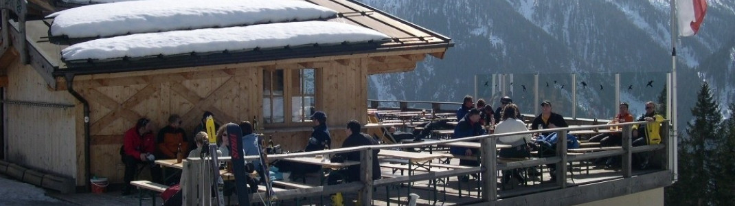 Sonnenterrasse der Huisleralm!