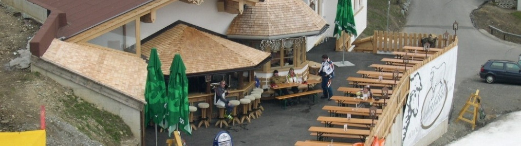 Après-Ski an der Talabfahrt in Kappl!