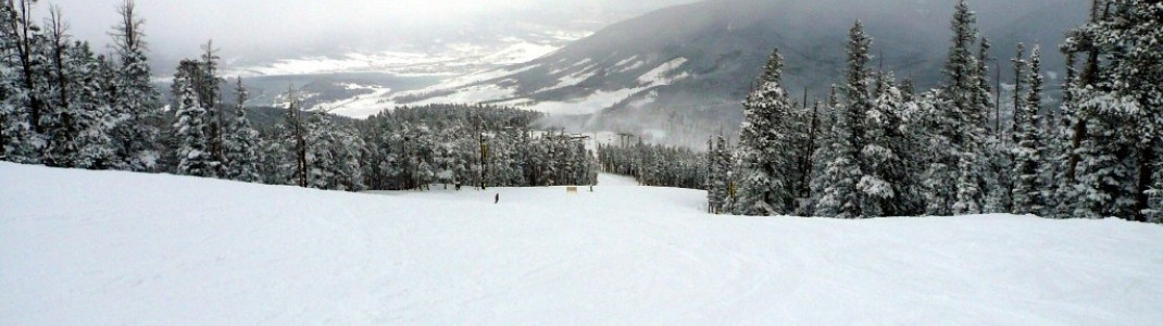 Schoolmarm-Abfahrt mit Blick ins Tal!