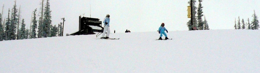 Erste Schwünge auf Endeaver-Piste!