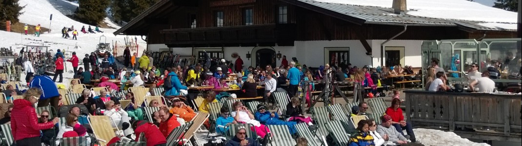Die Sonnenrast lädt an der Ehrenbachhöhe zum Sonnenbaden