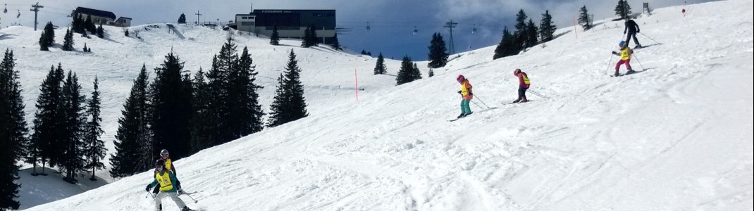 In Kitzbühel können auch die Kleinen das Skifahren lernen - wie hier auf der Kapellenabfahrt