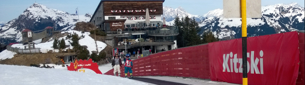Mit den Zauberteppichen gelangt der Skinachwuchs bequem zu den Übungshängen (Hier der Lift Starthaus)