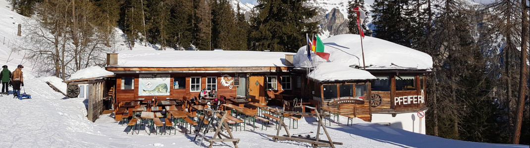 Zum Apès Ski empfiehlt sich die Pfeifferhuiserle Hütte.