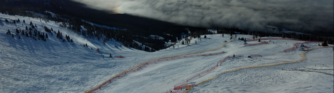 Eine Skireise in den Weltcup-Standort Lake Louise sollte unbedingt in einem Package inkl. Übernachtung gebucht werden