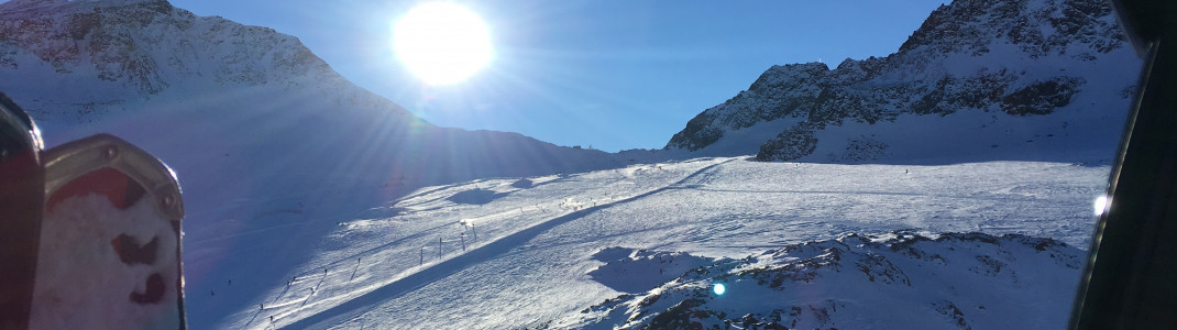 Blick aus der Mittelberg Gondel auf die rote Abfahrt Nr. 36
