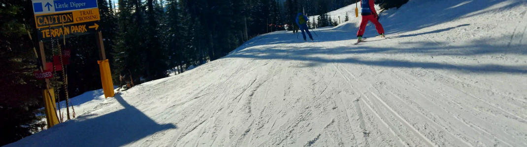 Die Pistenmarkierungen sind vorbildlich im Silver Star Ski Resort