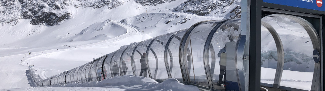 Als Verbindung von der Piste 33/34 zur Gondelbahn Schwarze Schneid gibt es einen Zauberteppich.