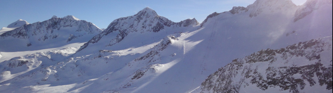 Blick von der schwarzen Piste "Daunhill" in Richtung Schaufelspitze