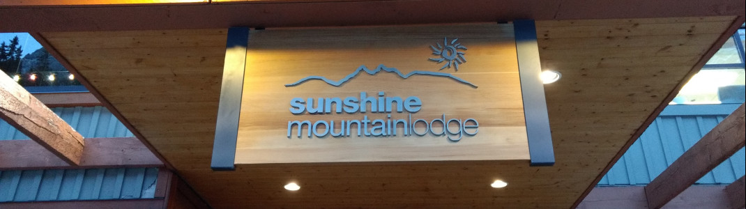 Die Sunshine Mountain Lodge beherbergt gleich mehrere Resturants wie Chimney&#39;s Corner und das Eagle&#39;s Nest