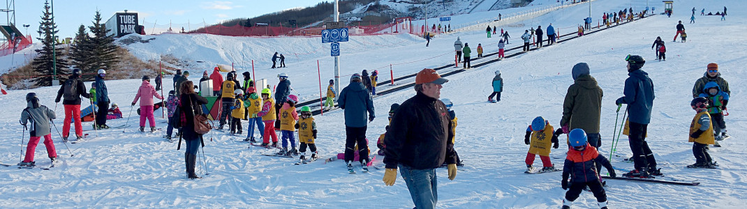 Anfänger kommen im Skigebiet Winsport mit den großzügigen Anfängerbereich voll auf ihre Kosten