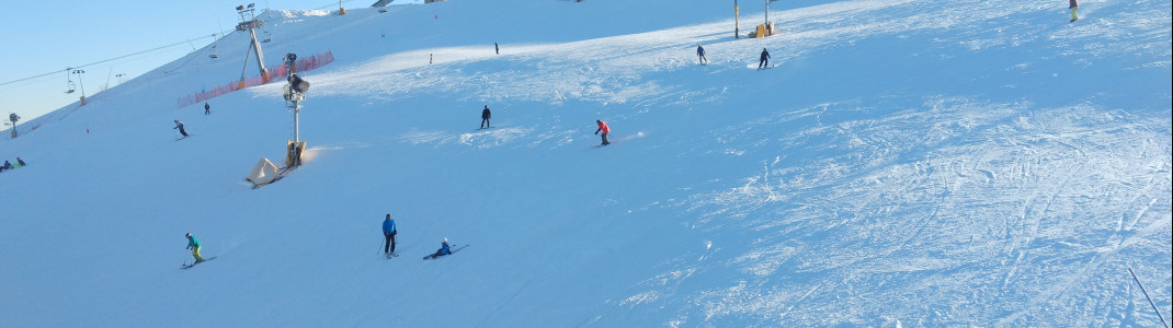 Die steilsten Pisten im Skigebiet Winsport sorgen für einige schöne Schwünge ins Tal