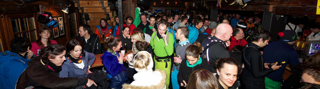 Hennu Stall Innenansicht