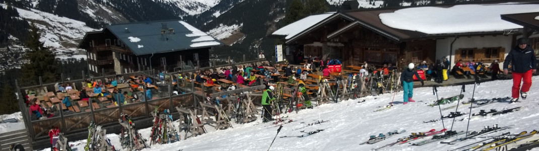 Sonnenterasse der Plattenalm im Teilgebiet Hochkrimml-Gerlosplatte