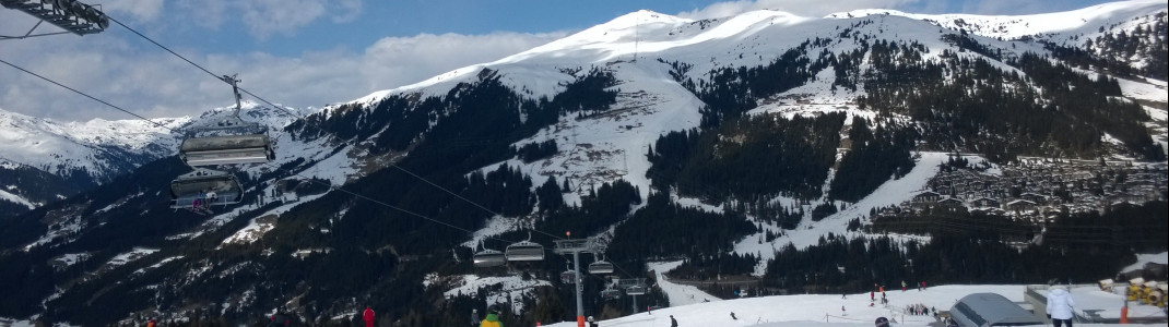 An der Bergstation des Plattenkogel-X-Press: Hier findest Du vor allem megabreite Carving-Pisten!