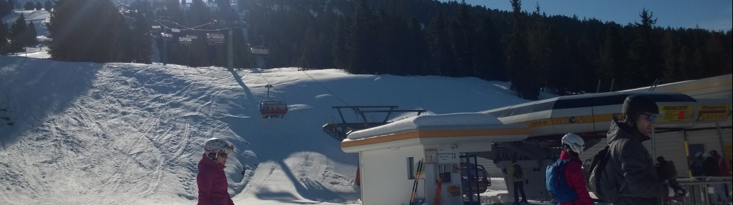 Überwiegend moderne Lifte im Skigebiet: Hier der Karspitz-X-Press