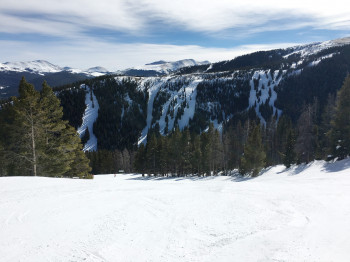 Demanding Black Diamond runs are found in the upper part of Breckenridge ski resort.