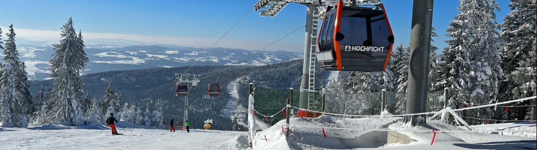 Die Skiarena Hochficht bietet Skispaß für Groß und Klein.