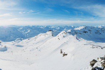 Les 3 Vallees in Frankreich ist mit 600 verbundenen Pistenkilometern das größte Skigebiet der Welt.
