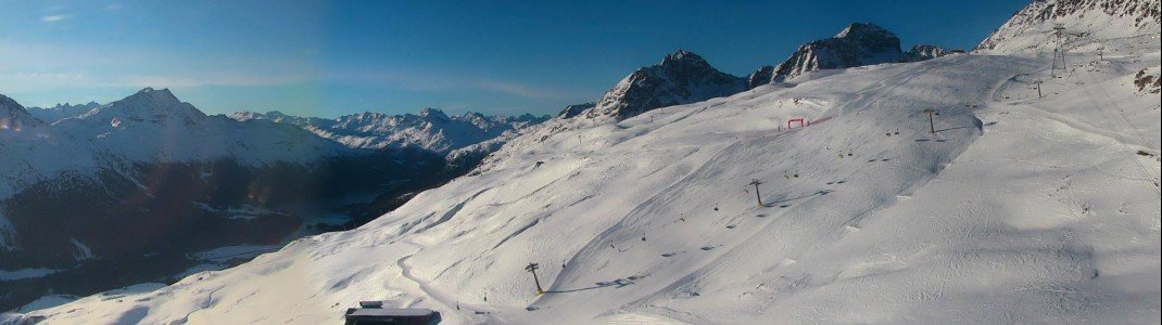 Blick von der Corviglia ins Engadin.