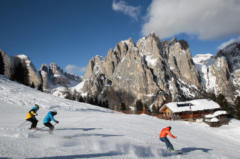 Im Val di Fassa trifft exklusives Skivergnügen auf italienisches Dolce Vita.