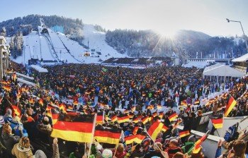 Das größte Stadion der Vierschanzentournee in Garmisch-Partenkirchen ist Garant für tolle Stimmung zum Neujahrsspringen