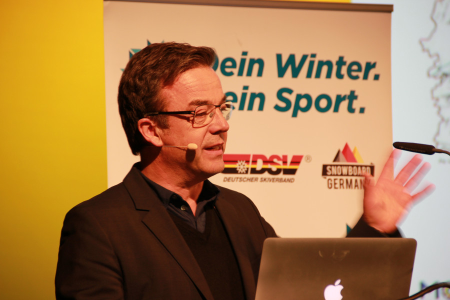 Univ.-Prof. Dr. Ralf Roth von der Deutschen Sporthochschule Köln befasst sich mit den Entwicklungen im Wintersportbereich.