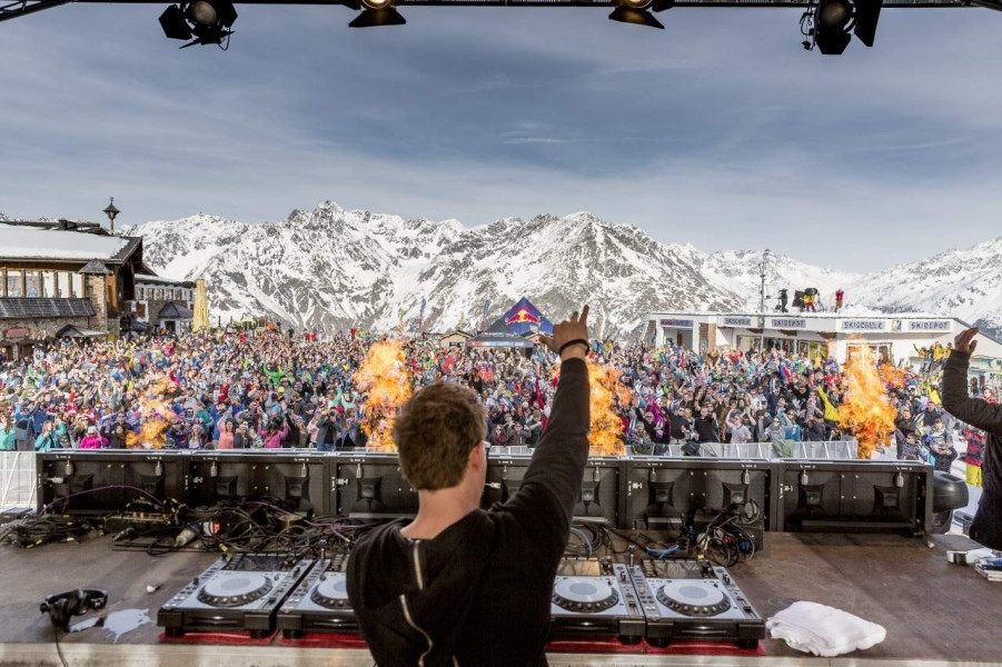 Where To Party In The Alps Top 10 Apres Ski Spots Snow Online Magazine
