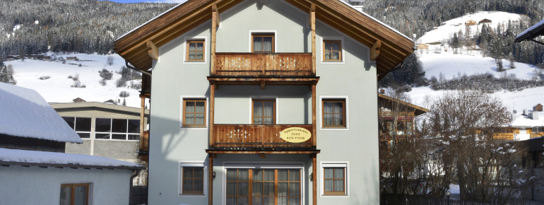 Holidays in Alta Pusteria.Our comfortable holiday apartments are in the centre of San Candido, and offer a convenient alternative for families or individuals looking for more independence.This picturesque village in the Alta Val Pusteria is an ideal base for tours and hikes in the local area, or just a wonderfully peaceful place to rest and relax.Our holiday apartments in San Candido allow you to feel completely free and at ease.