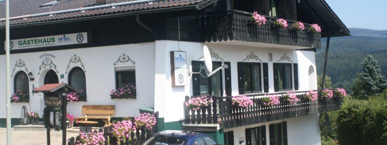 Gaestehaus am Berg in summer