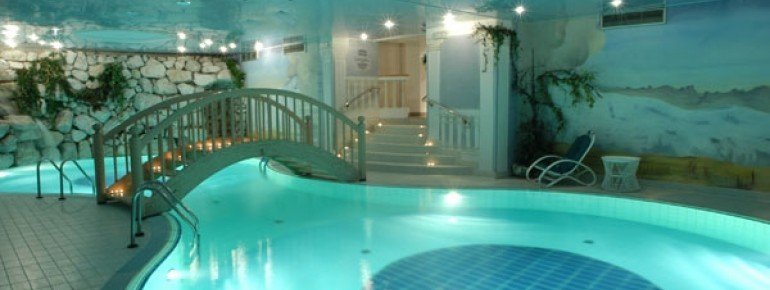 Indoor swimming pool