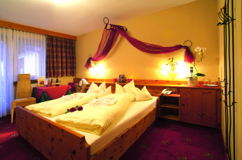 Doppelzimmer Tirol