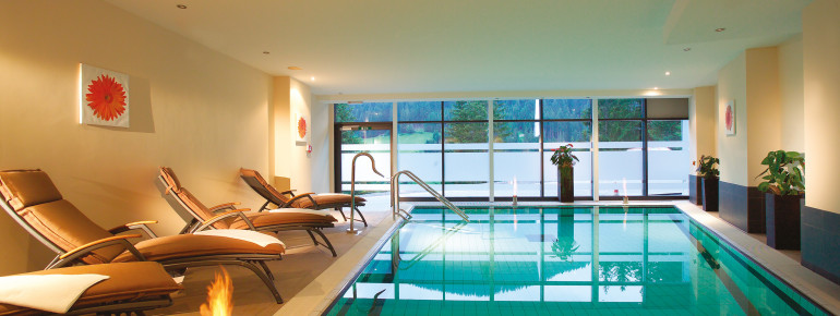 Hallenbad