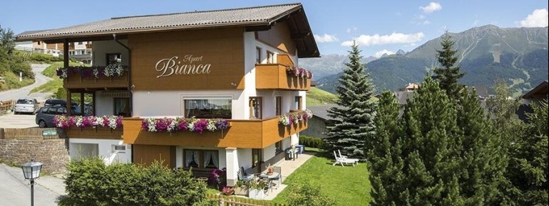 Apart Bianca: Unser gemütliches, familiengeführtes Haus in Sommerstimmung