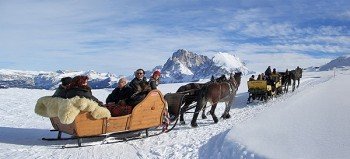 Romantische Schlittenfahrt Romantic sledge ride Alpe Di Siusi - Seiser Alm