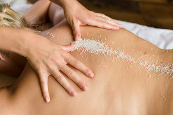 Körperpeeling im LEONARIUMNachhaltige Anwendungen in unserem Massage- und Beautycenter