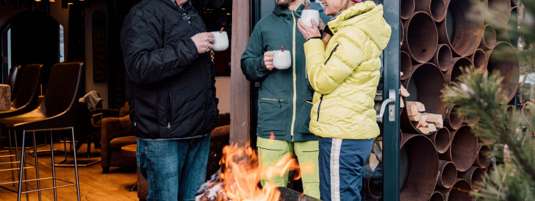 Glühwein am offenen Feuer