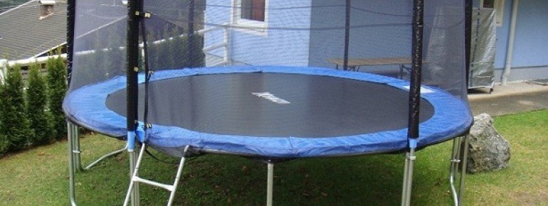 Trampoline