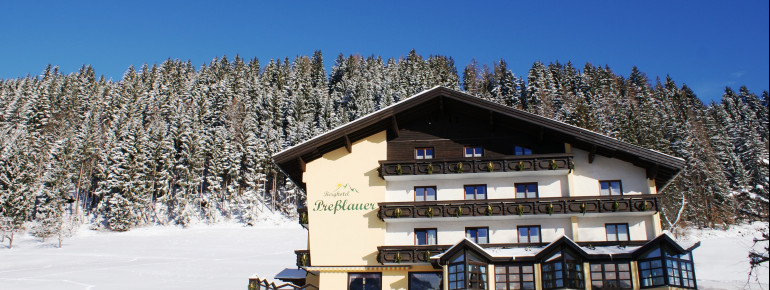 Das Berghotel im Winter